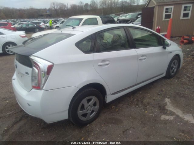 Photo 3 VIN: JTDKN3DU3E0389572 - TOYOTA PRIUS 