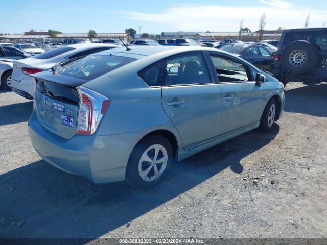 Photo 3 VIN: JTDKN3DU3E1818672 - TOYOTA PRIUS 