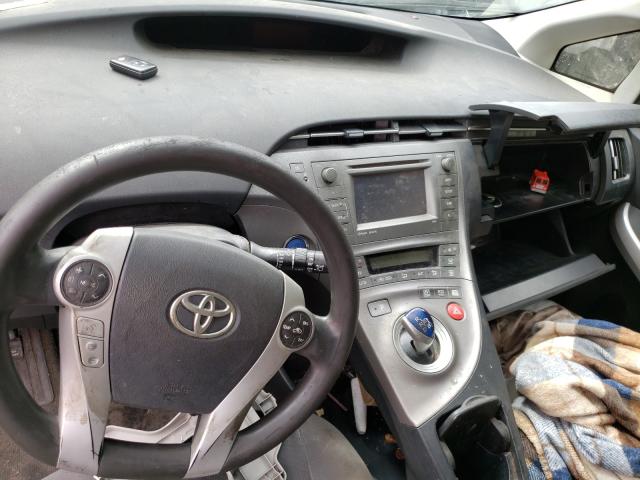 Photo 8 VIN: JTDKN3DU3F0404167 - TOYOTA PRIUS 