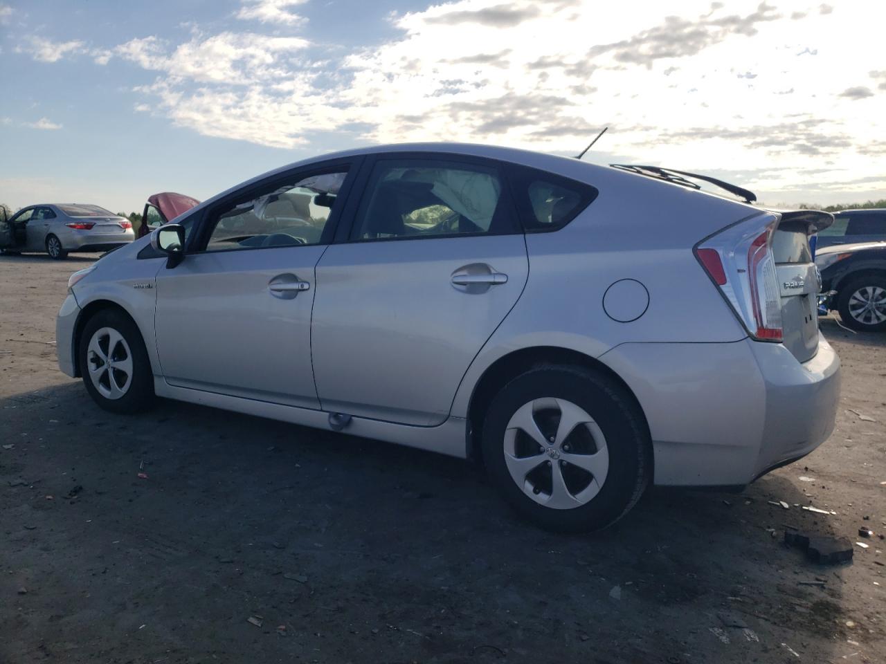 Photo 1 VIN: JTDKN3DU3F0406534 - TOYOTA PRIUS 