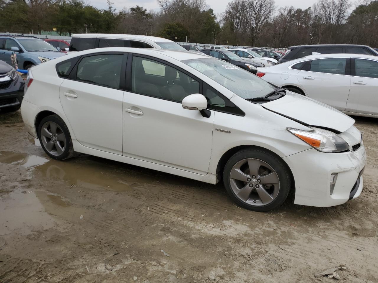 Photo 3 VIN: JTDKN3DU3F0427481 - TOYOTA PRIUS 