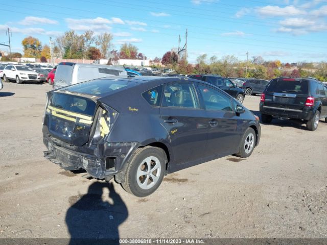 Photo 3 VIN: JTDKN3DU3F0447911 - TOYOTA PRIUS 