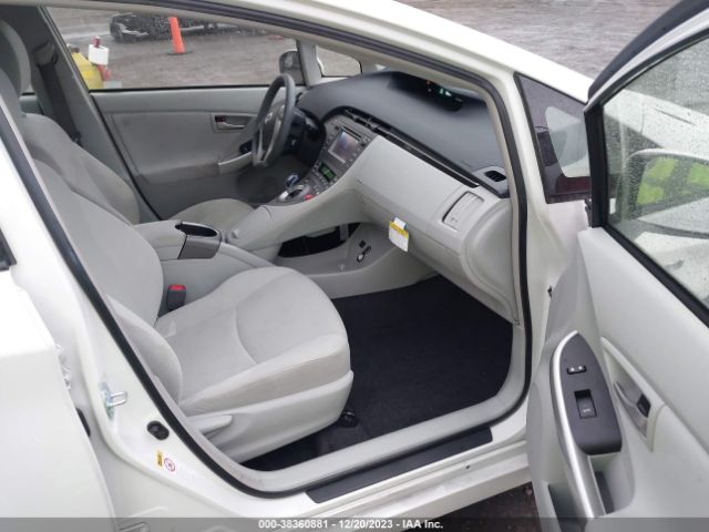 Photo 4 VIN: JTDKN3DU3F0463820 - TOYOTA PRIUS 