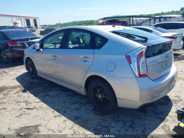 Photo 2 VIN: JTDKN3DU3F0483890 - TOYOTA PRIUS 