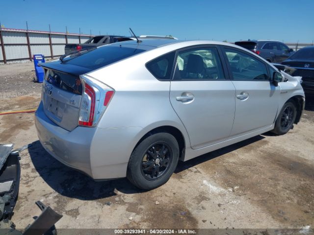 Photo 3 VIN: JTDKN3DU3F0483890 - TOYOTA PRIUS 