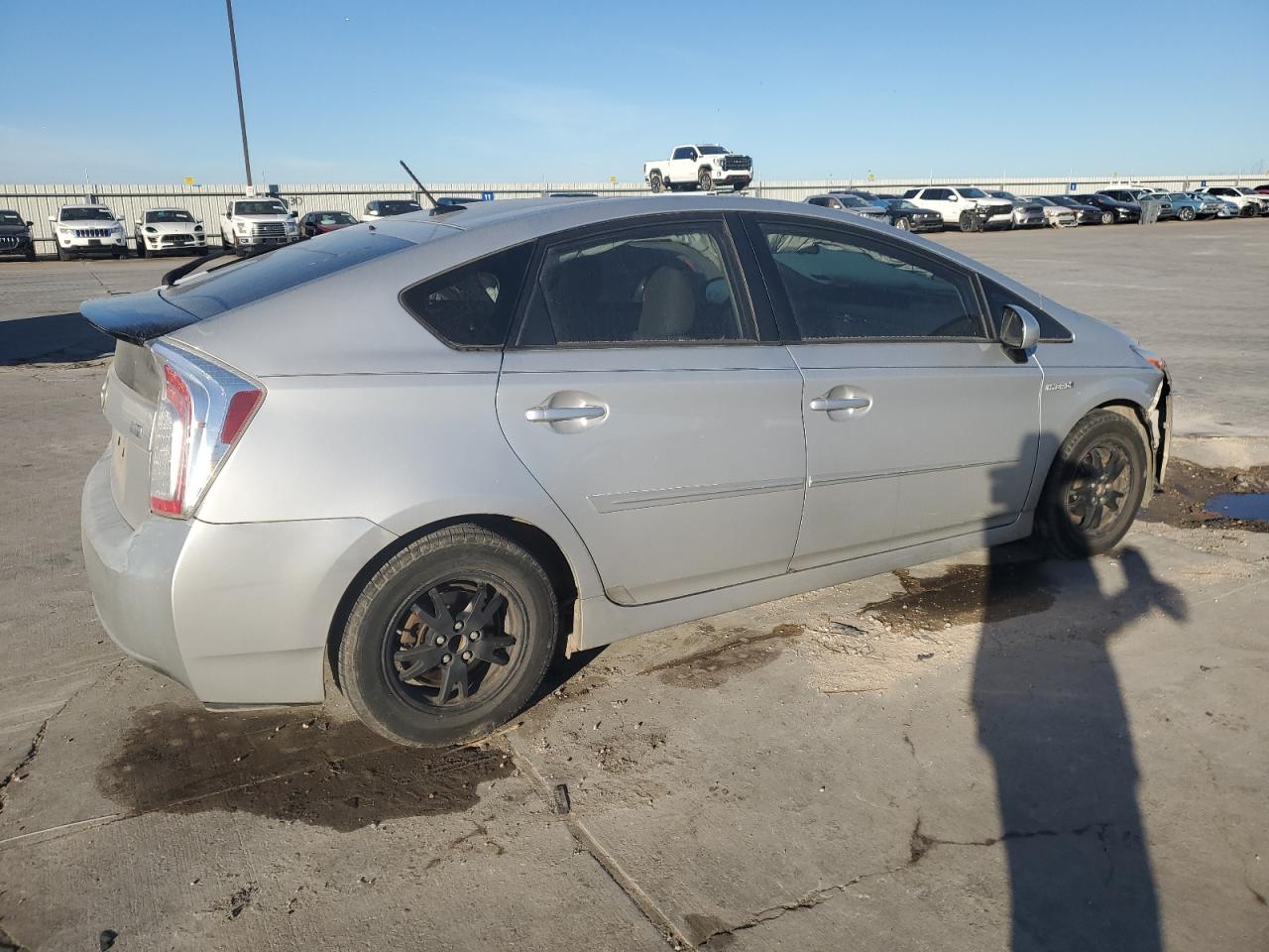 Photo 2 VIN: JTDKN3DU3F1896242 - TOYOTA PRIUS 