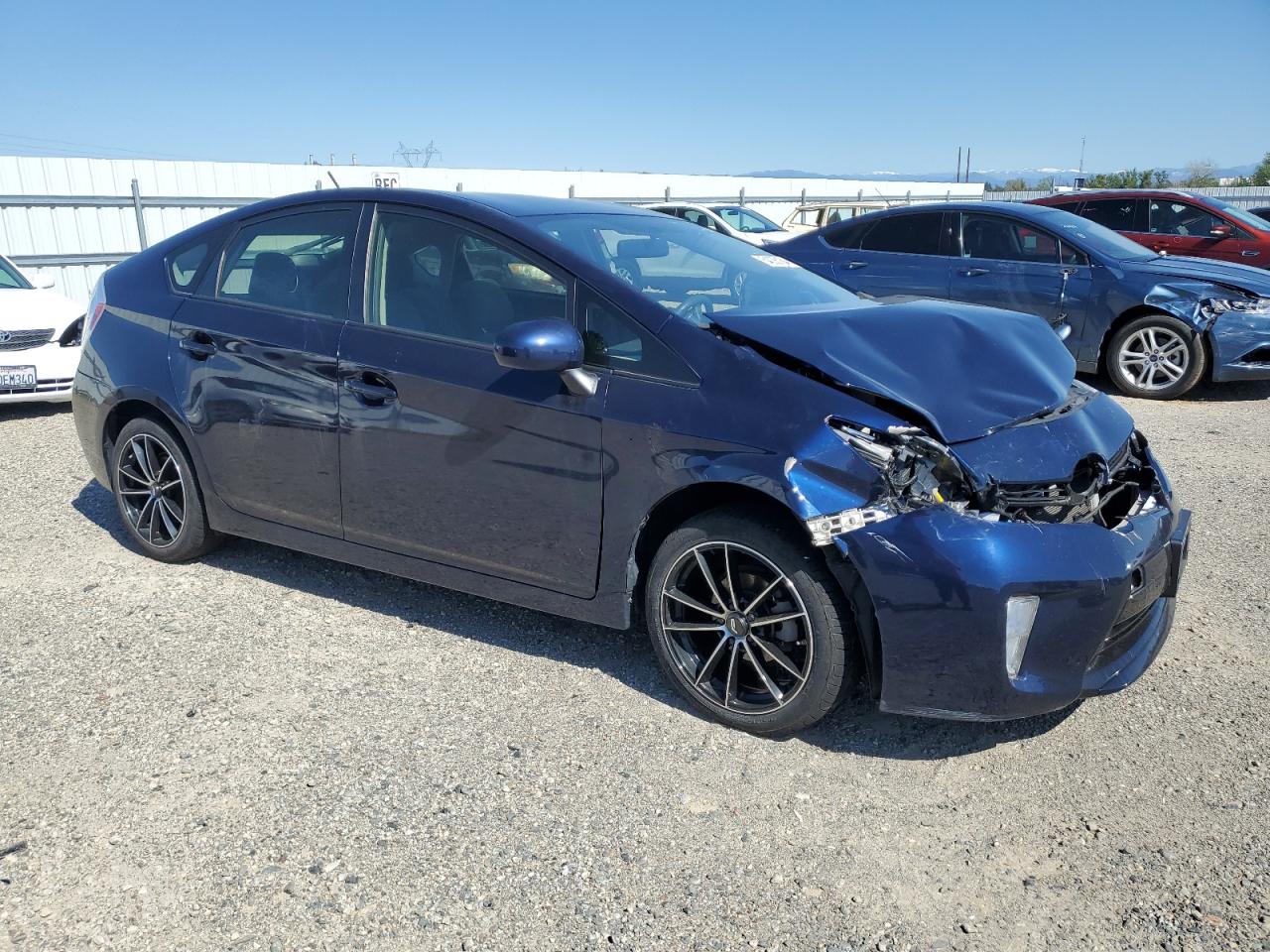 Photo 3 VIN: JTDKN3DU3F1956794 - TOYOTA PRIUS 