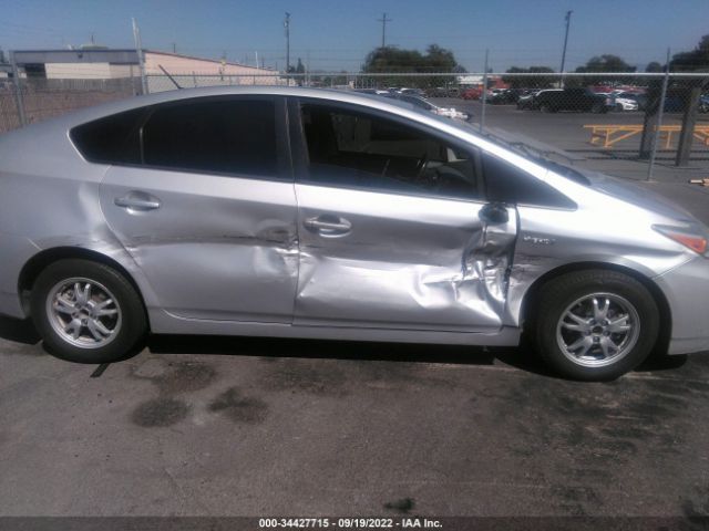 Photo 5 VIN: JTDKN3DU4A0035389 - TOYOTA PRIUS 