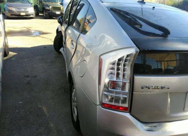 Photo 2 VIN: JTDKN3DU4A0156827 - TOYOTA PRIUS 