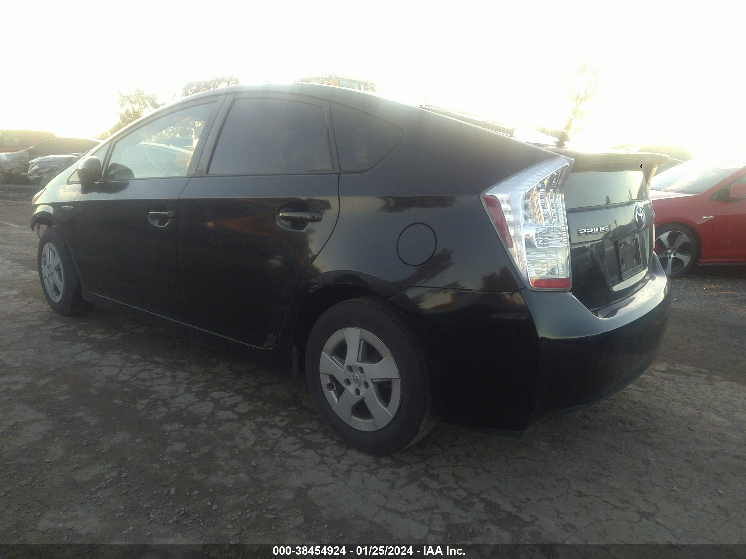 Photo 2 VIN: JTDKN3DU4A0227668 - TOYOTA PRIUS 