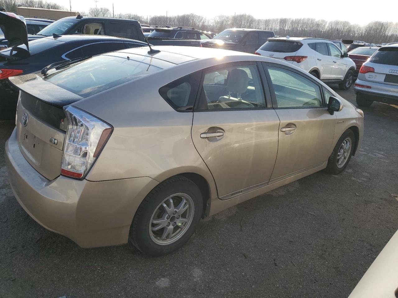 Photo 2 VIN: JTDKN3DU4A1268988 - TOYOTA PRIUS 