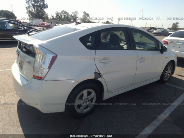 Photo 3 VIN: JTDKN3DU4A5089620 - TOYOTA PRIUS 