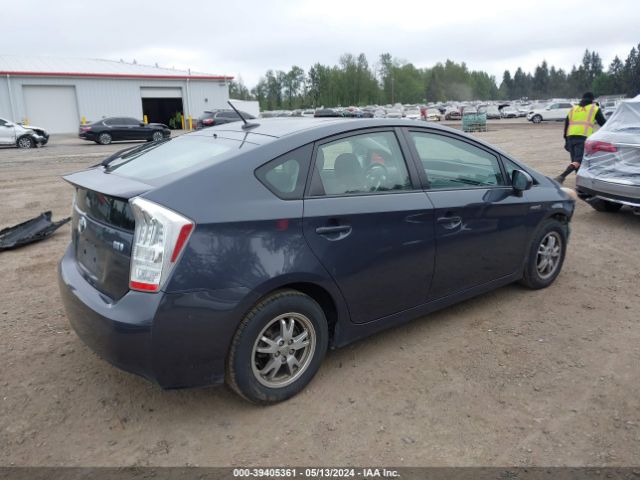 Photo 3 VIN: JTDKN3DU4B0272188 - TOYOTA PRIUS 