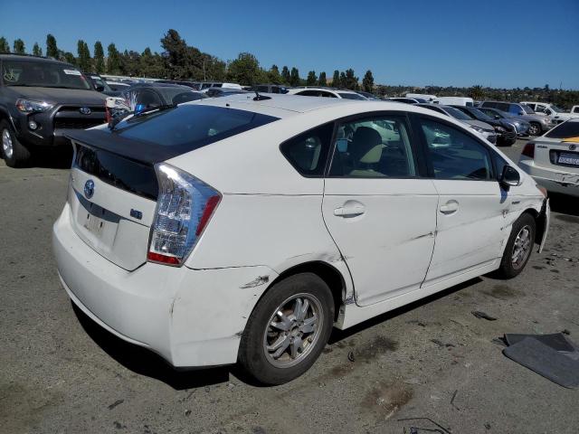 Photo 2 VIN: JTDKN3DU4B0320448 - TOYOTA PRIUS 