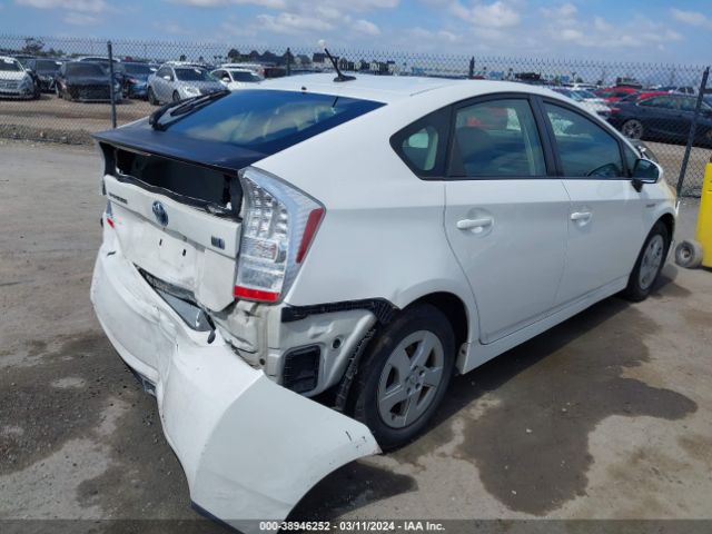 Photo 3 VIN: JTDKN3DU4B0328212 - TOYOTA PRIUS 