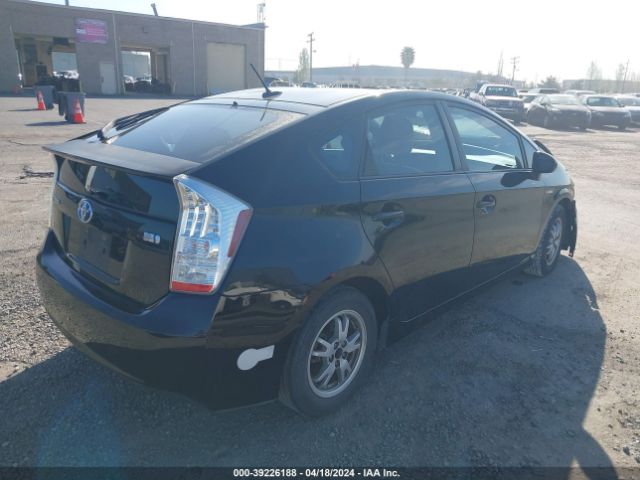 Photo 3 VIN: JTDKN3DU4B1333369 - TOYOTA PRIUS 