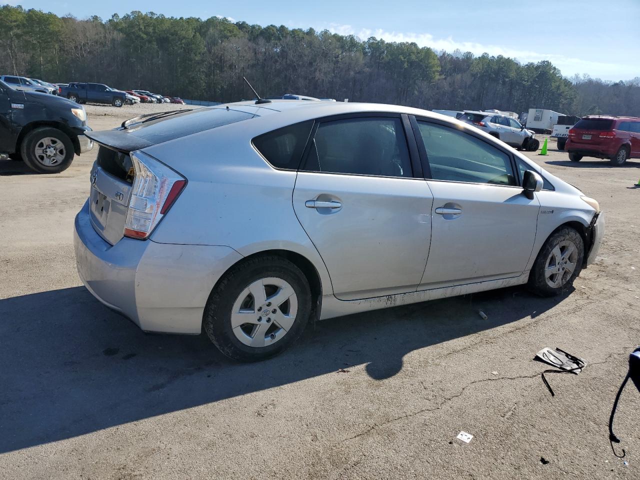 Photo 2 VIN: JTDKN3DU4B1366663 - TOYOTA PRIUS 