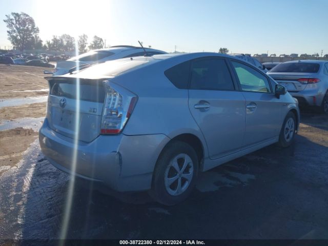 Photo 3 VIN: JTDKN3DU4B1475852 - TOYOTA PRIUS 