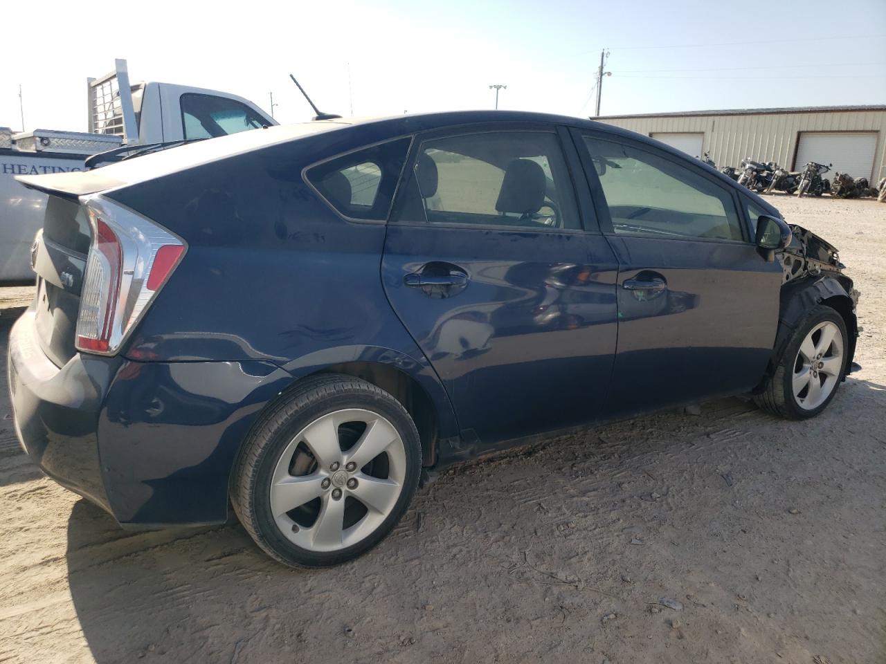 Photo 2 VIN: JTDKN3DU4C1545433 - TOYOTA PRIUS 