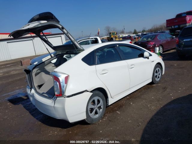 Photo 3 VIN: JTDKN3DU4C1550308 - TOYOTA PRIUS 