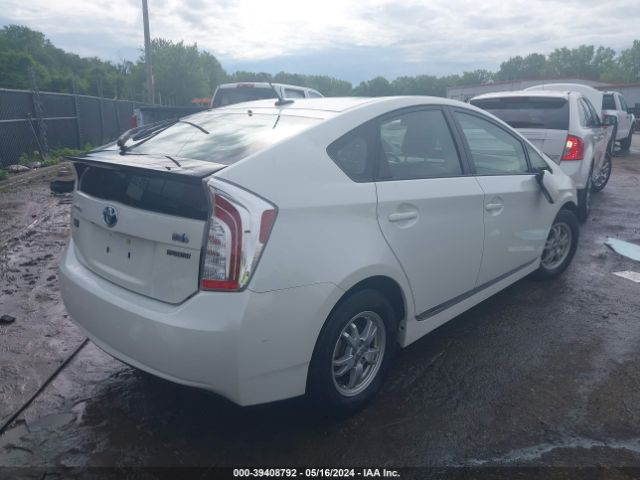 Photo 3 VIN: JTDKN3DU4D1636428 - TOYOTA PRIUS 