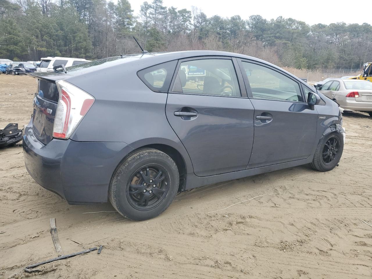 Photo 2 VIN: JTDKN3DU4D1674516 - TOYOTA PRIUS 