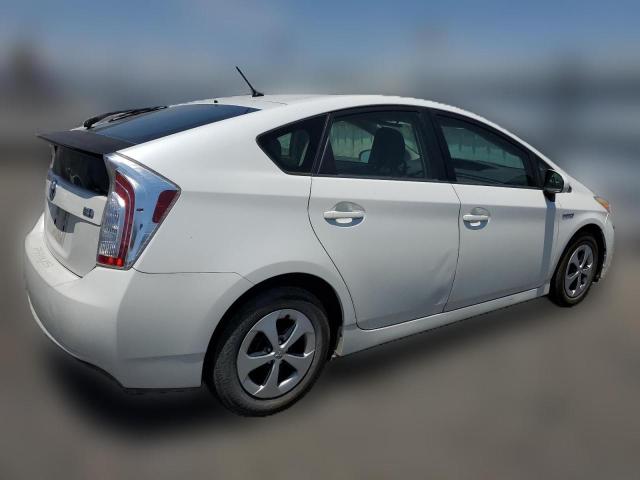 Photo 2 VIN: JTDKN3DU4D5575722 - TOYOTA PRIUS 