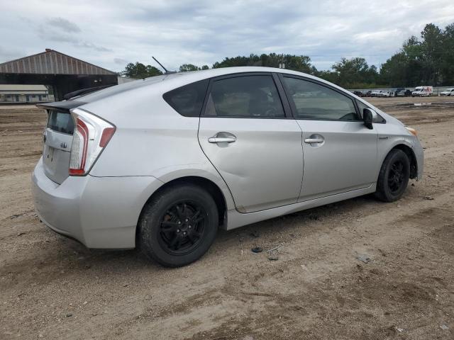 Photo 2 VIN: JTDKN3DU4D5575817 - TOYOTA PRIUS 