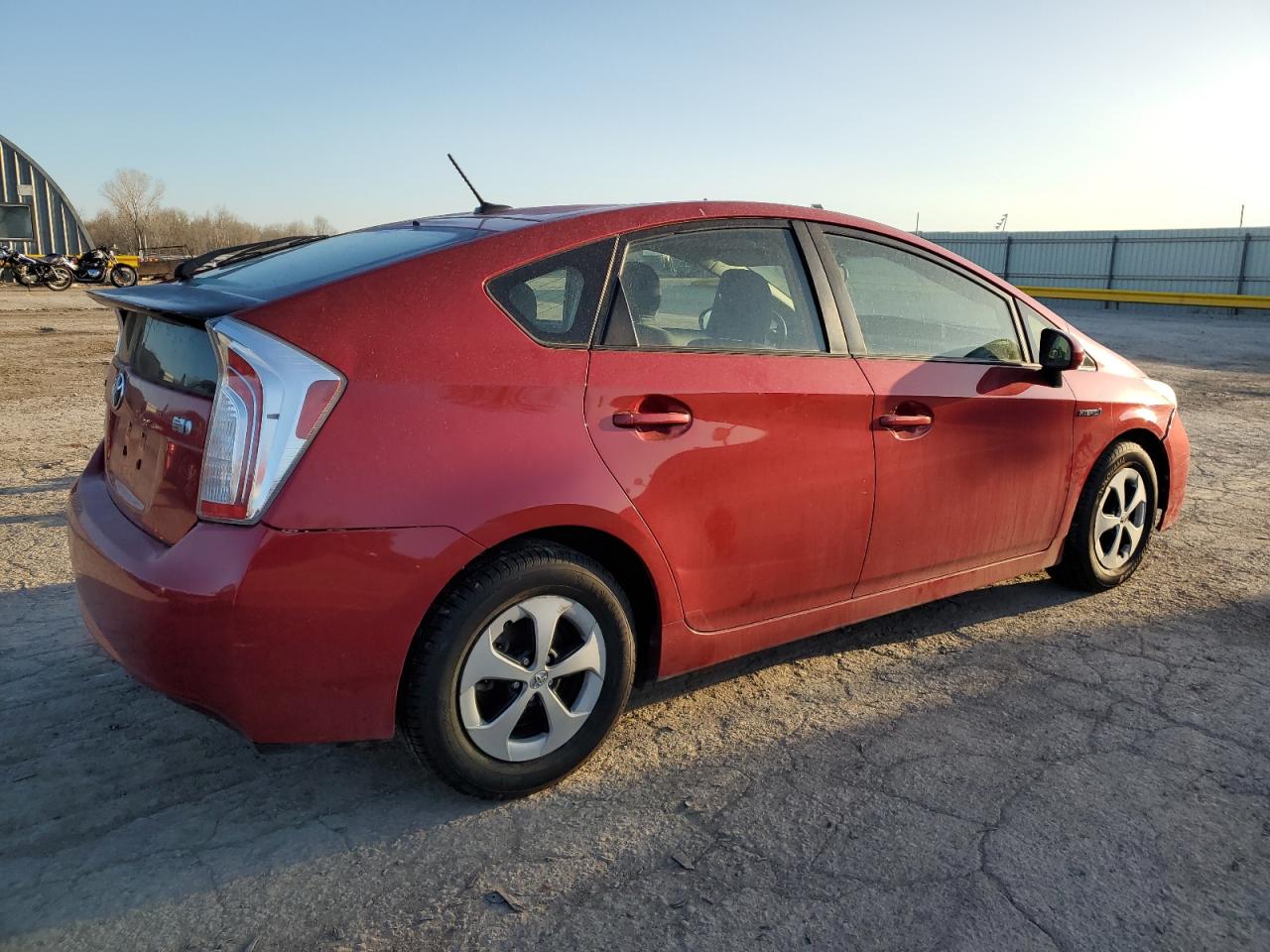 Photo 2 VIN: JTDKN3DU4E0365393 - TOYOTA PRIUS 