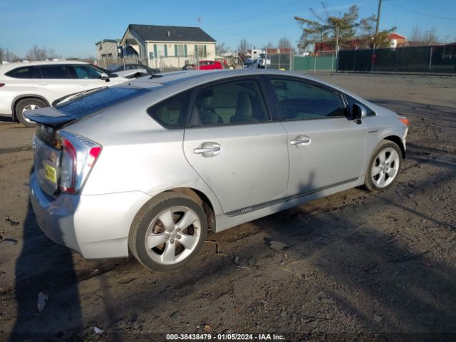 Photo 3 VIN: JTDKN3DU4E0385157 - TOYOTA PRIUS 