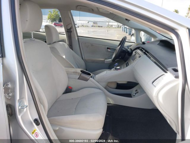 Photo 4 VIN: JTDKN3DU4E1811407 - TOYOTA PRIUS 