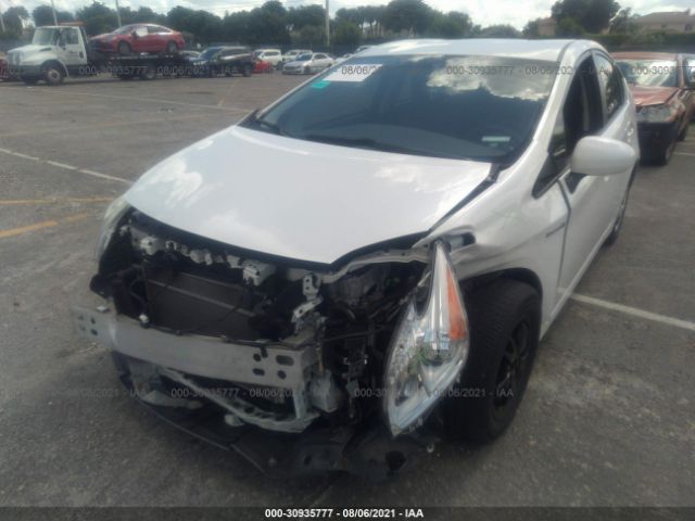 Photo 5 VIN: JTDKN3DU4F0452700 - TOYOTA PRIUS 