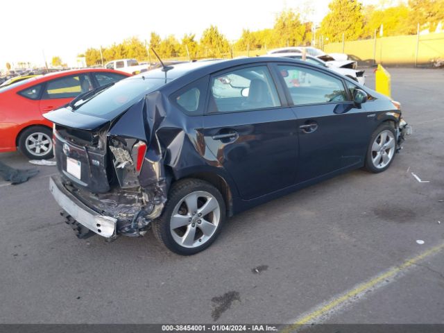 Photo 3 VIN: JTDKN3DU5A0150017 - TOYOTA PRIUS 