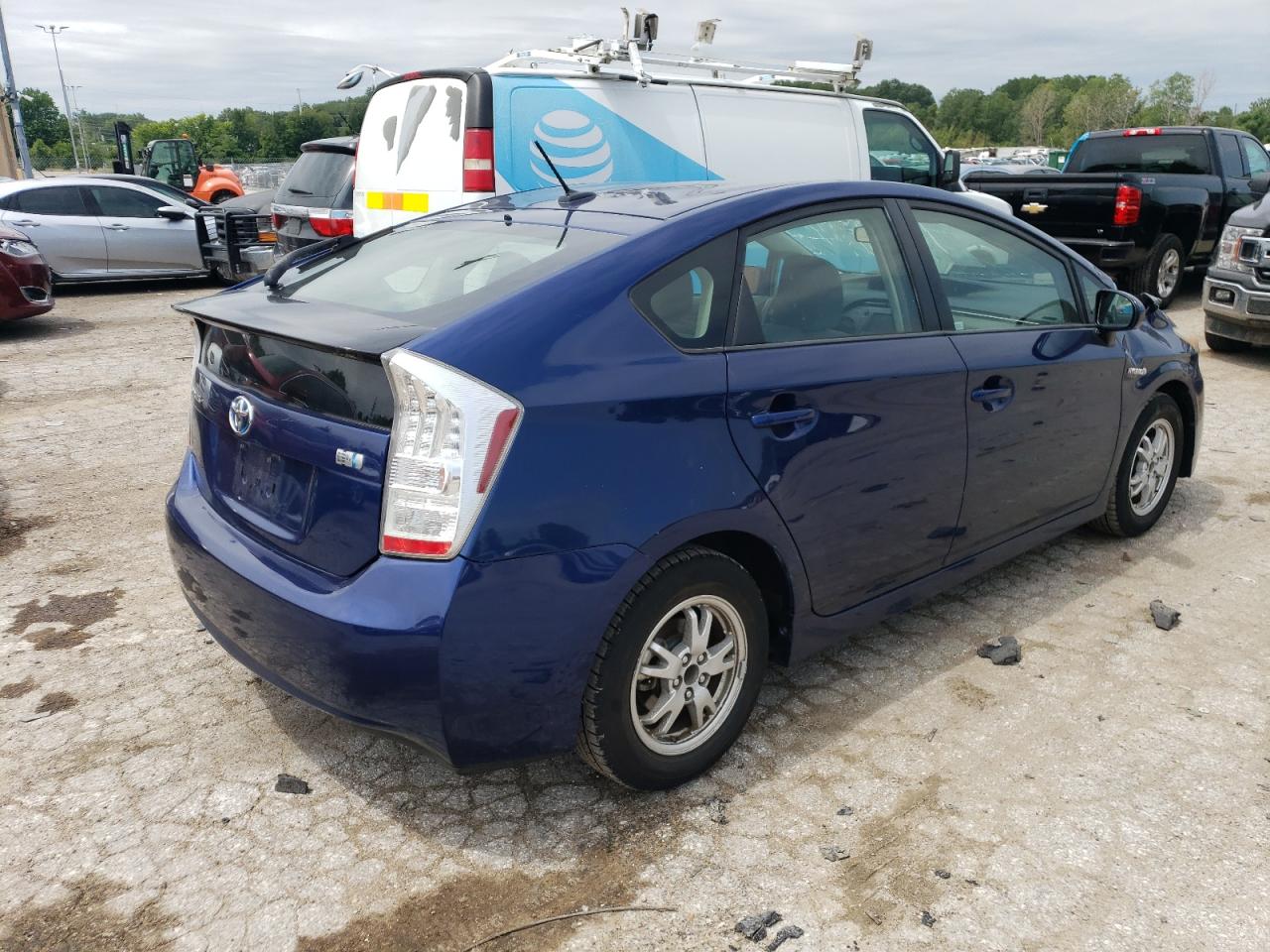 Photo 2 VIN: JTDKN3DU5A0207218 - TOYOTA PRIUS 