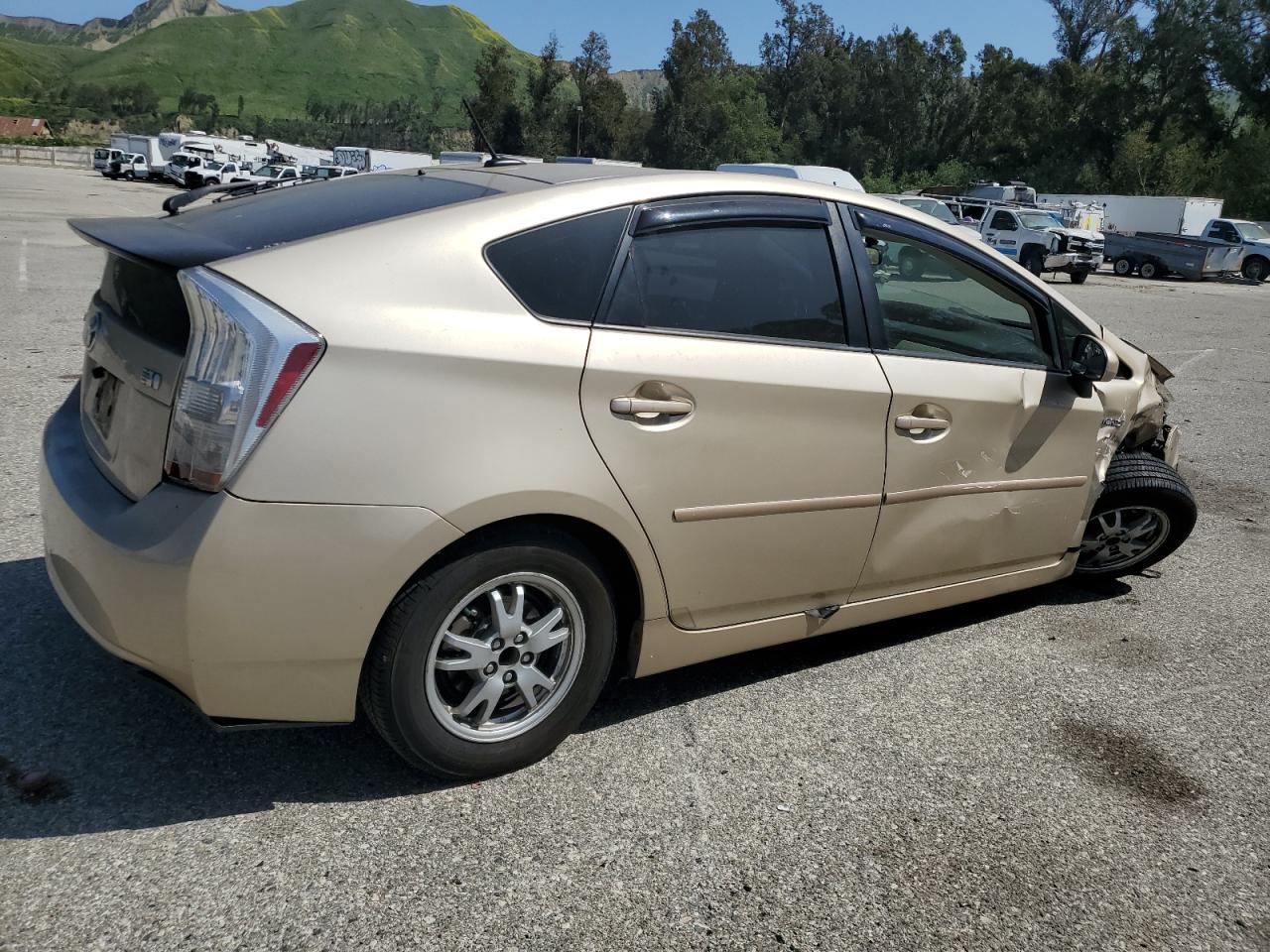 Photo 2 VIN: JTDKN3DU5A0245449 - TOYOTA PRIUS 