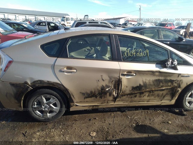 Photo 5 VIN: JTDKN3DU5A1028137 - TOYOTA PRIUS 