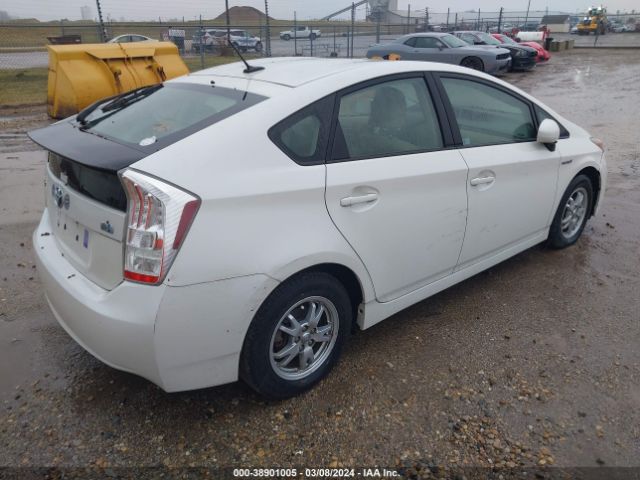 Photo 3 VIN: JTDKN3DU5A5002193 - TOYOTA PRIUS 