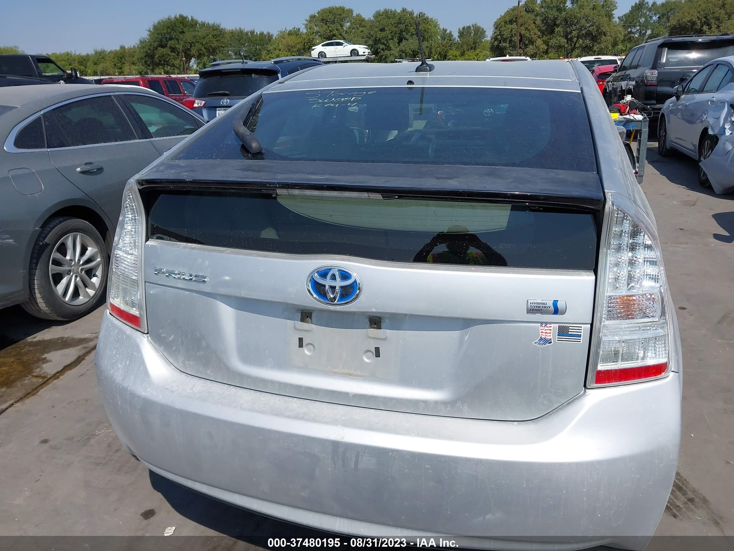 Photo 15 VIN: JTDKN3DU5B0260387 - TOYOTA PRIUS 