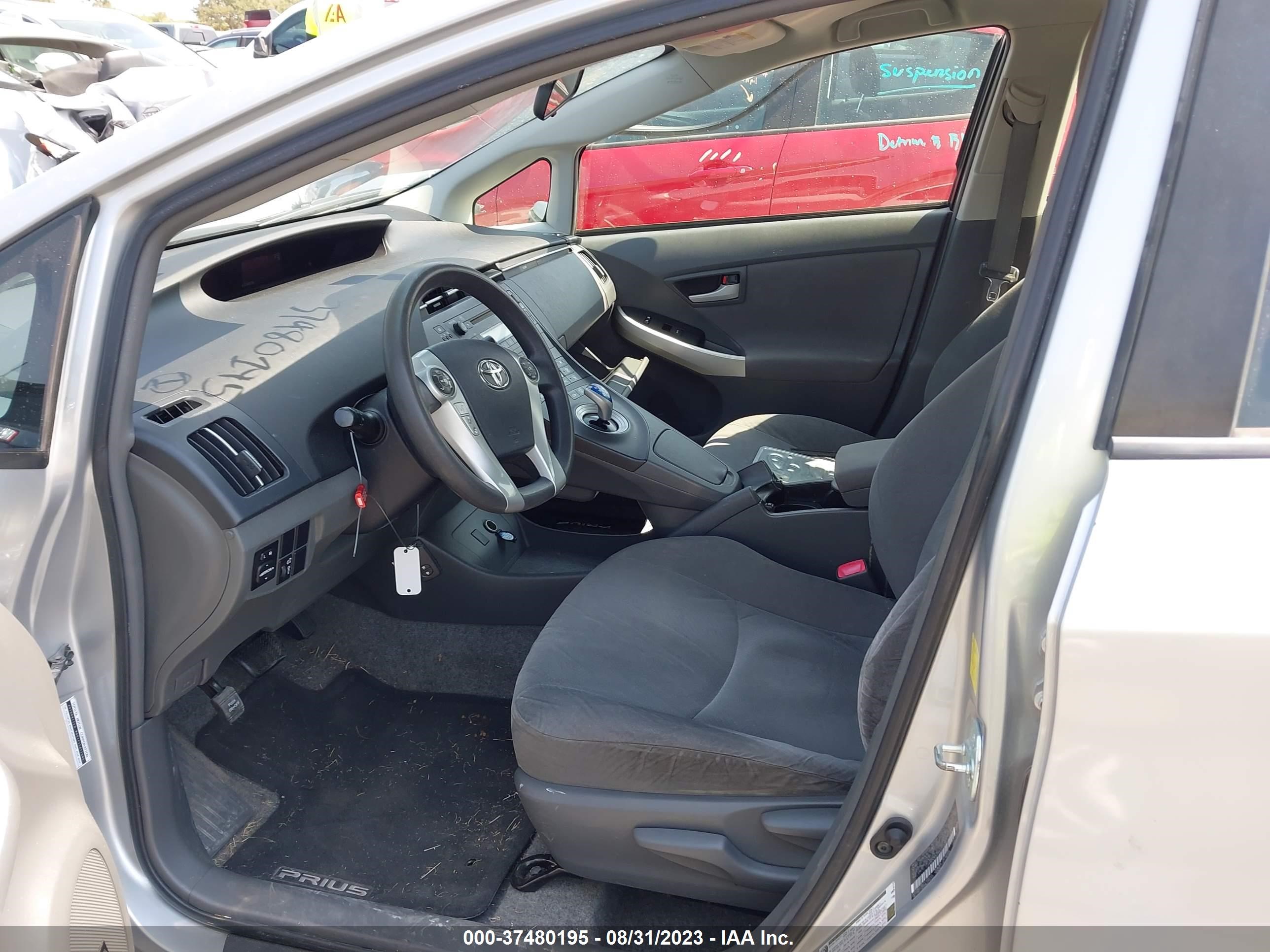 Photo 4 VIN: JTDKN3DU5B0260387 - TOYOTA PRIUS 