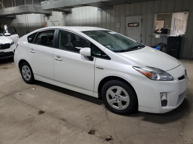 Photo 3 VIN: JTDKN3DU5B0294040 - TOYOTA PRIUS 