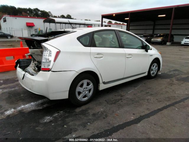 Photo 3 VIN: JTDKN3DU5B0302671 - TOYOTA PRIUS 