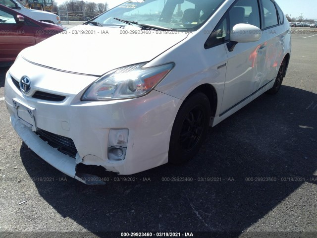 Photo 5 VIN: JTDKN3DU5B1353534 - TOYOTA PRIUS 