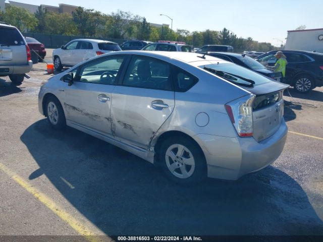 Photo 2 VIN: JTDKN3DU5B1405549 - TOYOTA PRIUS 