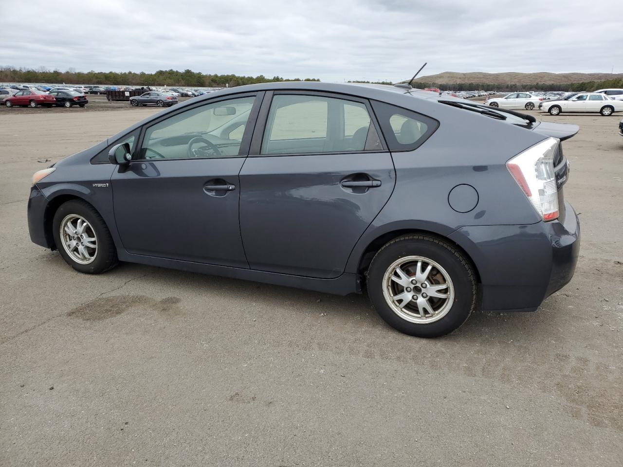 Photo 1 VIN: JTDKN3DU5B1410928 - TOYOTA PRIUS 