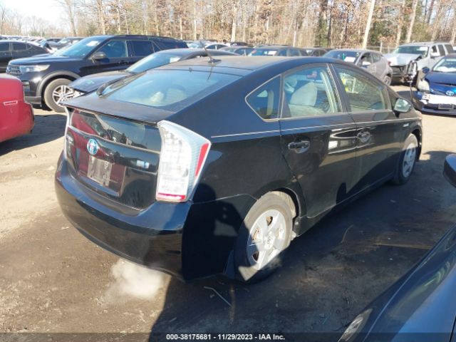 Photo 3 VIN: JTDKN3DU5B1428538 - TOYOTA PRIUS 