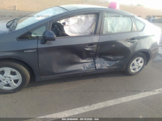 Photo 5 VIN: JTDKN3DU5B1431388 - TOYOTA PRIUS 