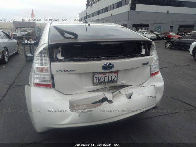 Photo 4 VIN: JTDKN3DU5B1433836 - TOYOTA PRIUS 