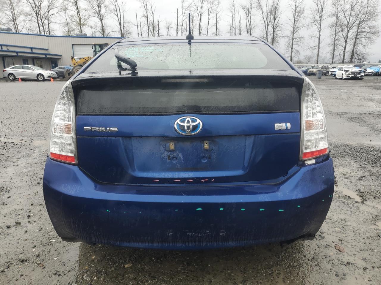 Photo 5 VIN: JTDKN3DU5B5341456 - TOYOTA PRIUS 