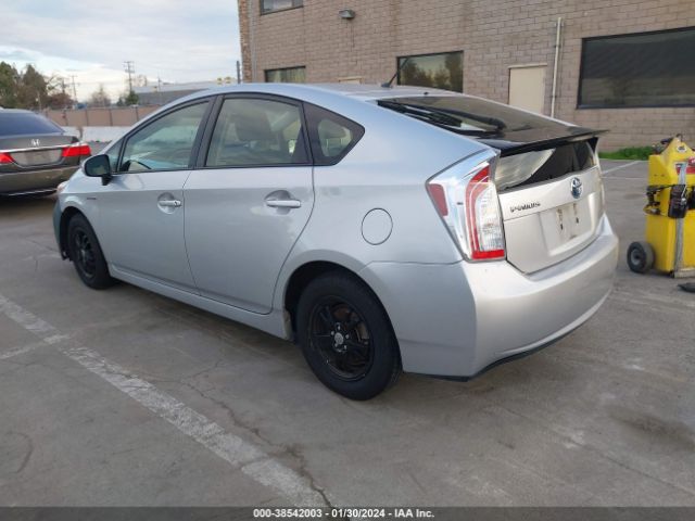 Photo 2 VIN: JTDKN3DU5C1529841 - TOYOTA PRIUS 