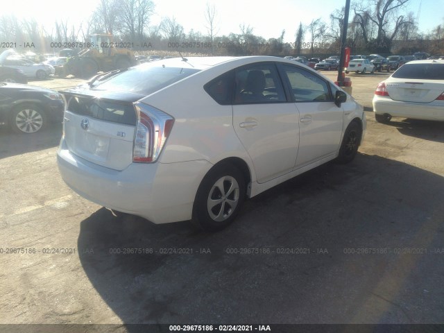 Photo 3 VIN: JTDKN3DU5C5432518 - TOYOTA PRIUS 